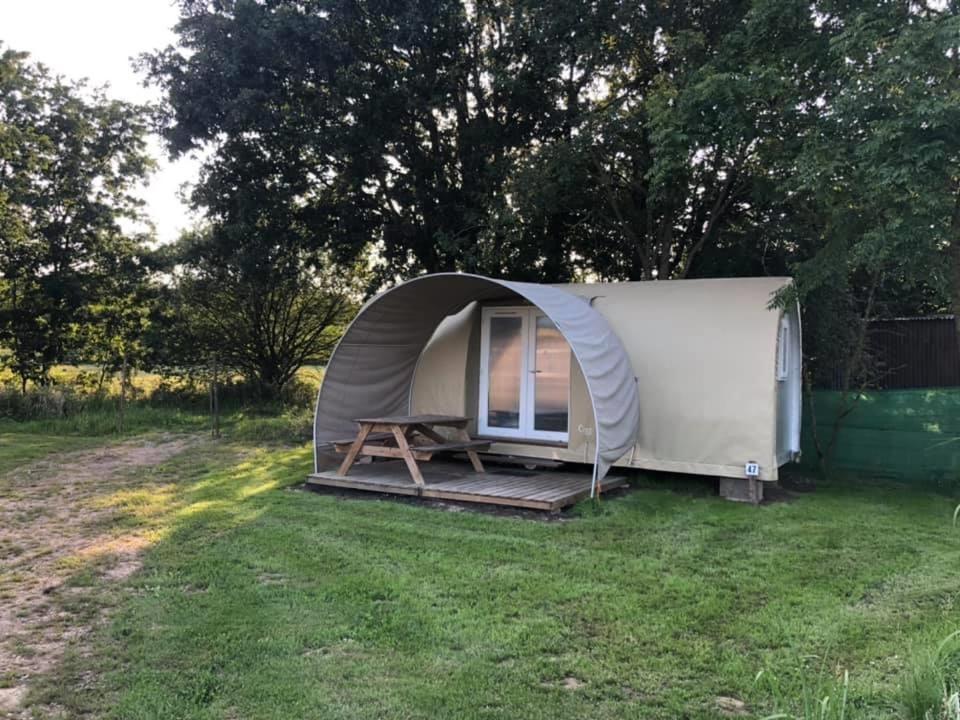 Camping Au Pre De L'Etang Sainte-Foy  Zewnętrze zdjęcie