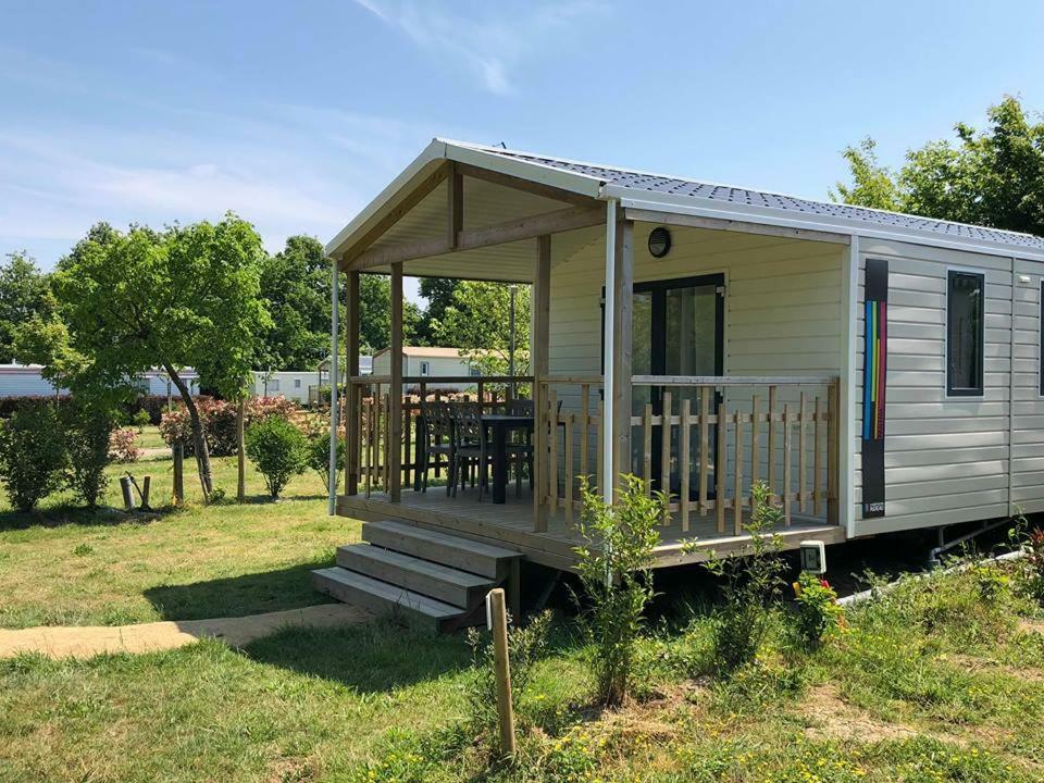 Camping Au Pre De L'Etang Sainte-Foy  Zewnętrze zdjęcie